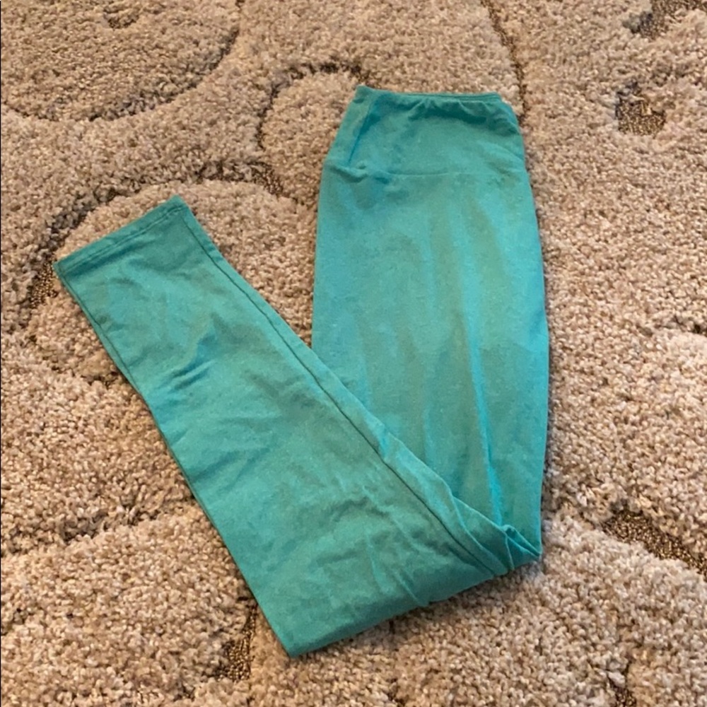 One Size LulaRoe Leggings.